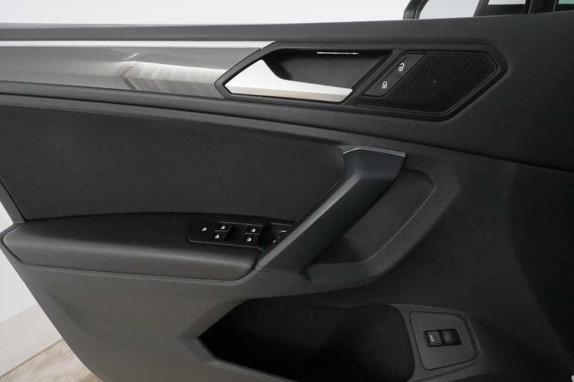 Volkswagen Tiguan 2020 - miniatyr 34