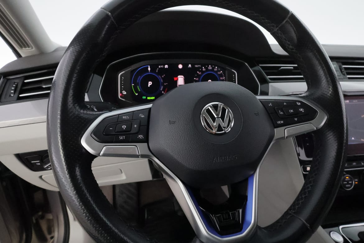 Volkswagen Passat 2020 - miniatyr 17