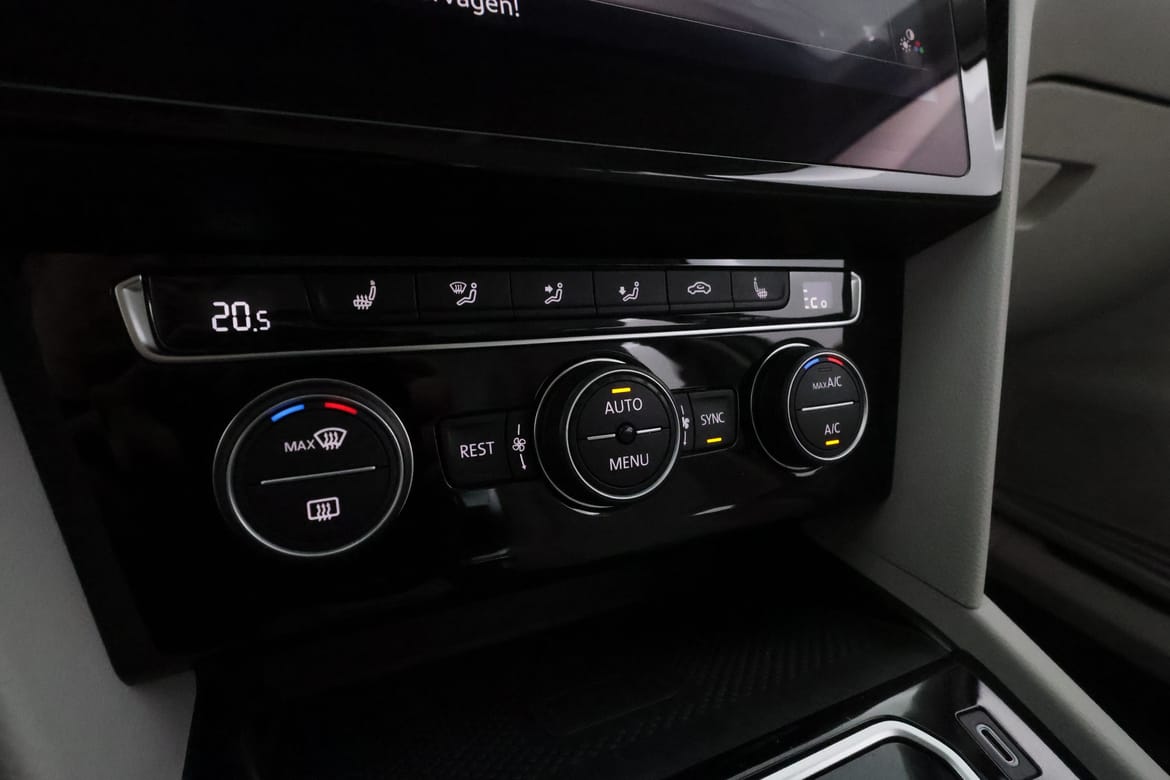 Volkswagen Passat 2020 - miniatyr 25