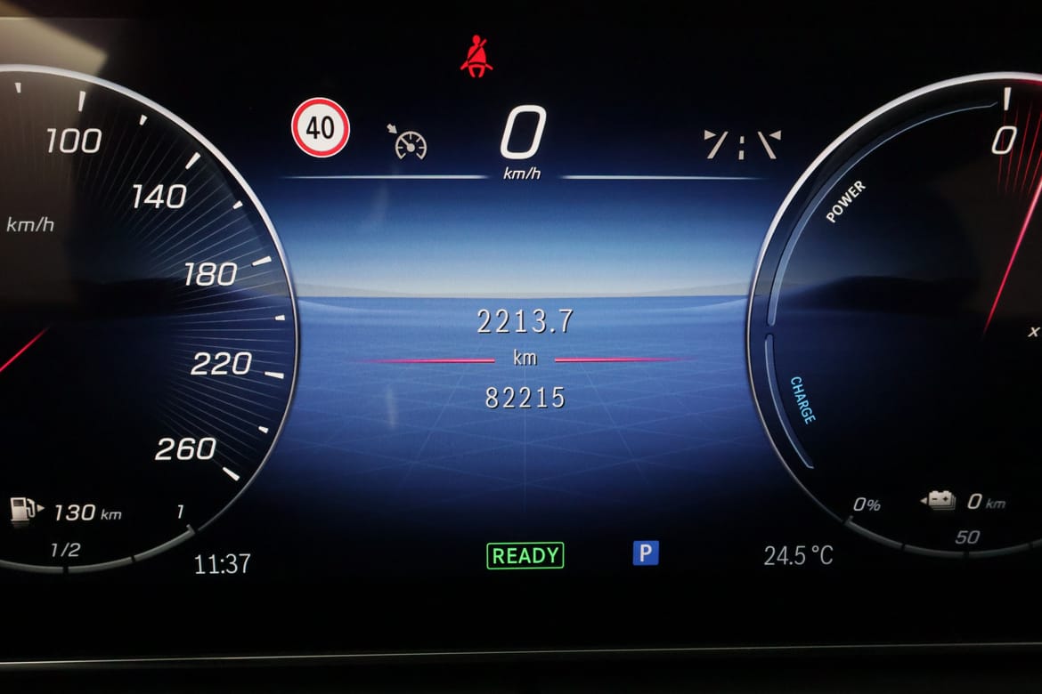 Mercedes-Benz C-Klass 2023 - miniatyr 24