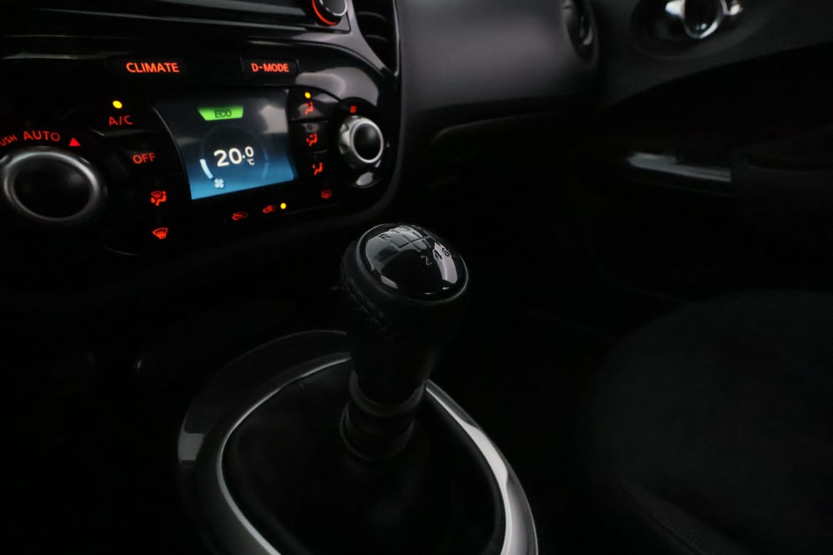 Nissan Juke 2018 - miniatyr 18