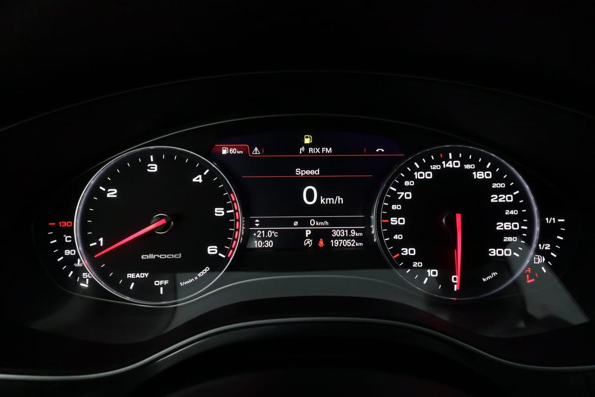 Audi A6 2018 - miniatyr 22