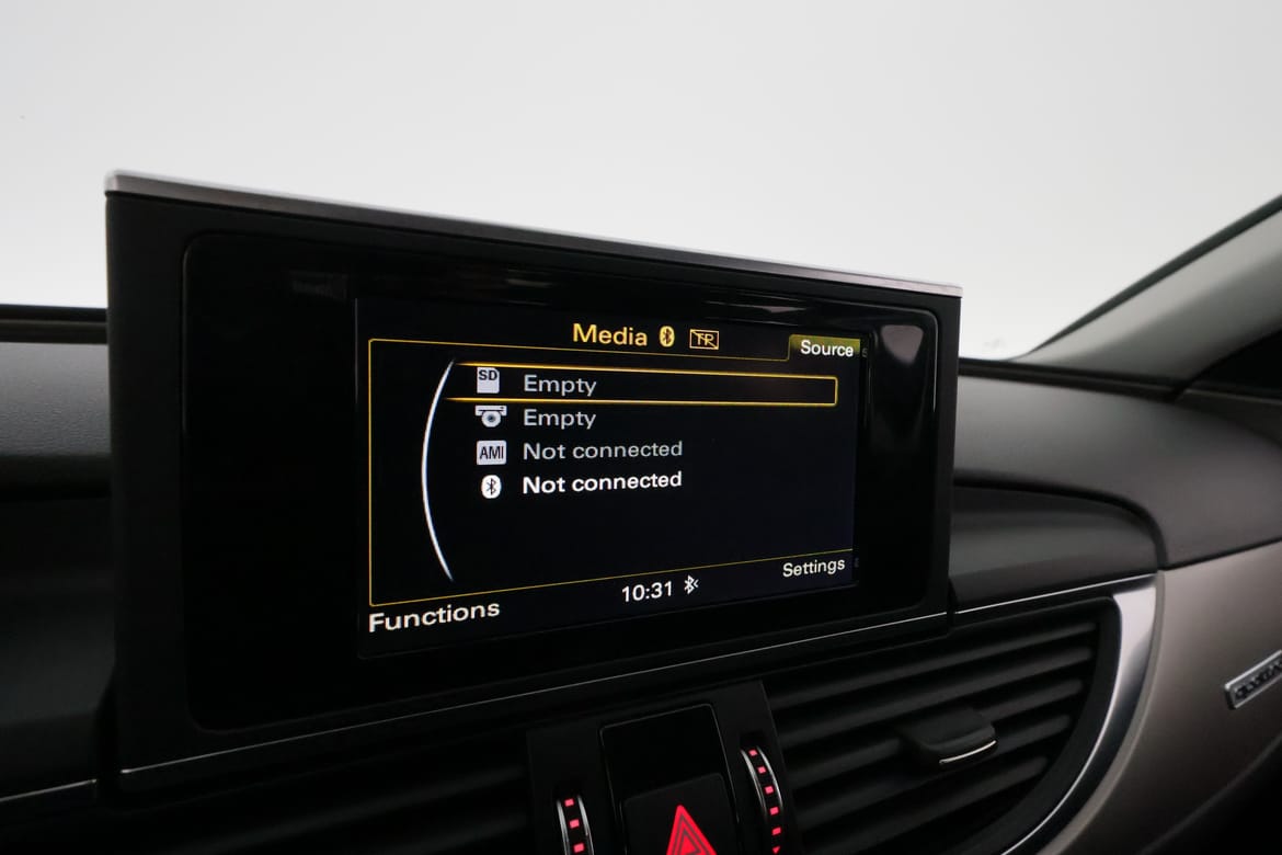 Audi A6 2018 - miniatyr 25