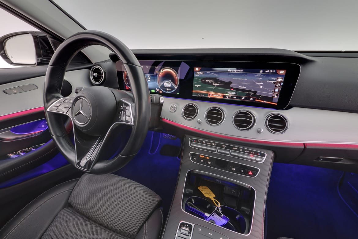 Mercedes-Benz E-Klass 2023 - miniatyr 15