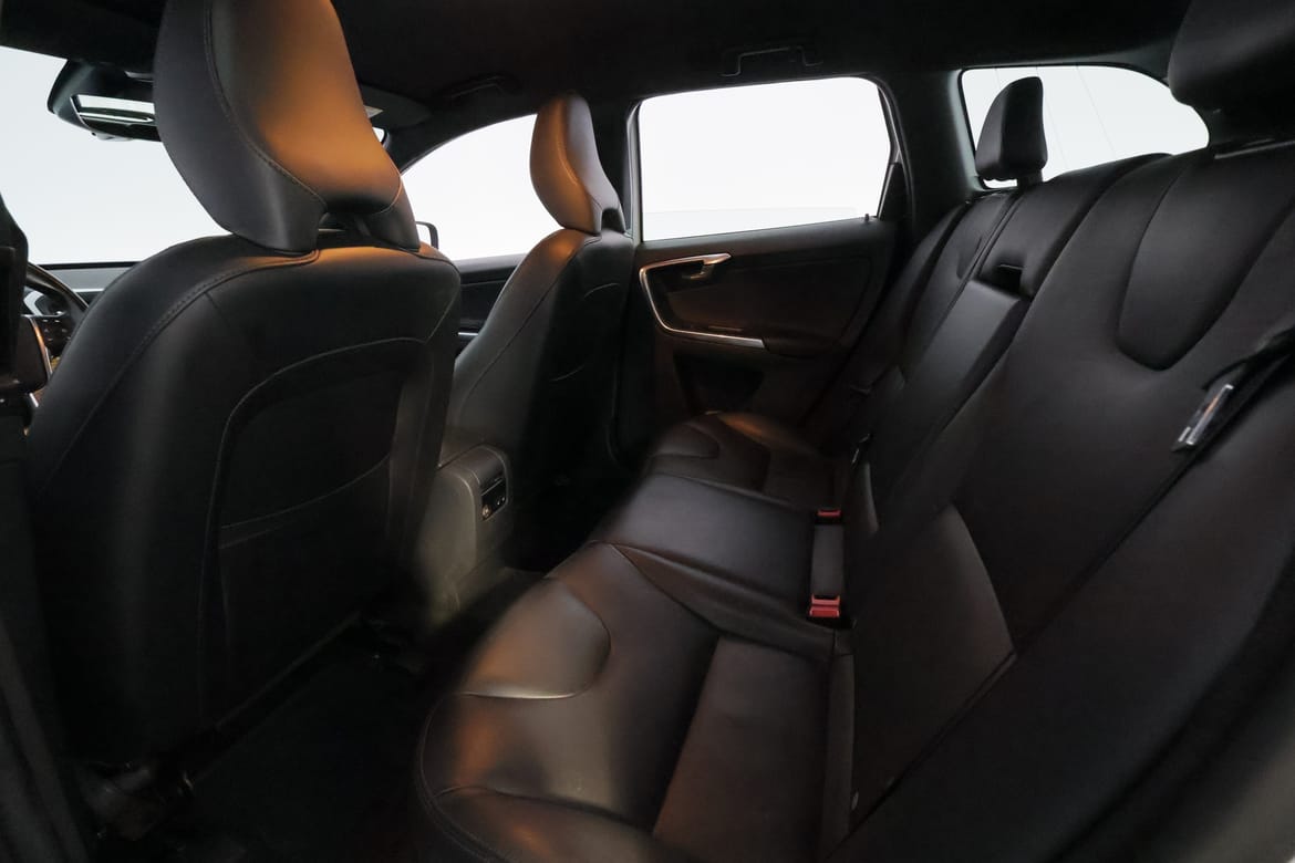Volvo XC60 2016 - miniatyr 17
