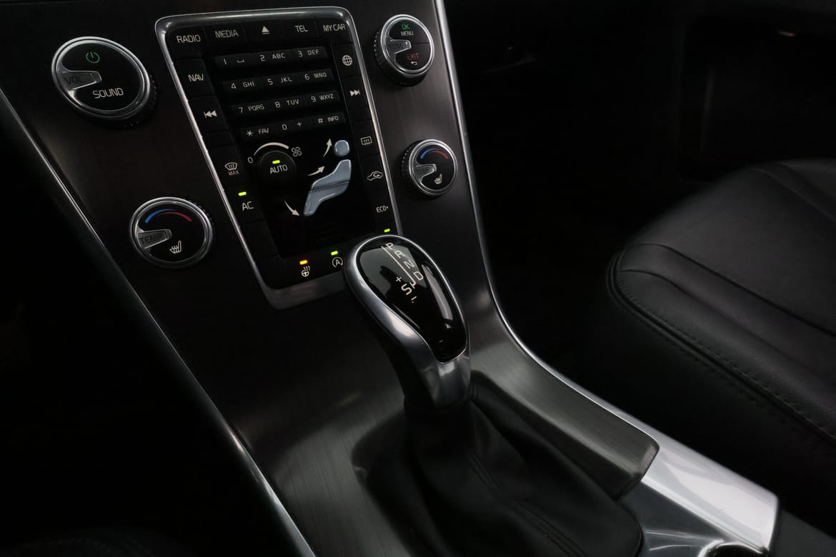 Volvo XC60 2016 - miniatyr 19