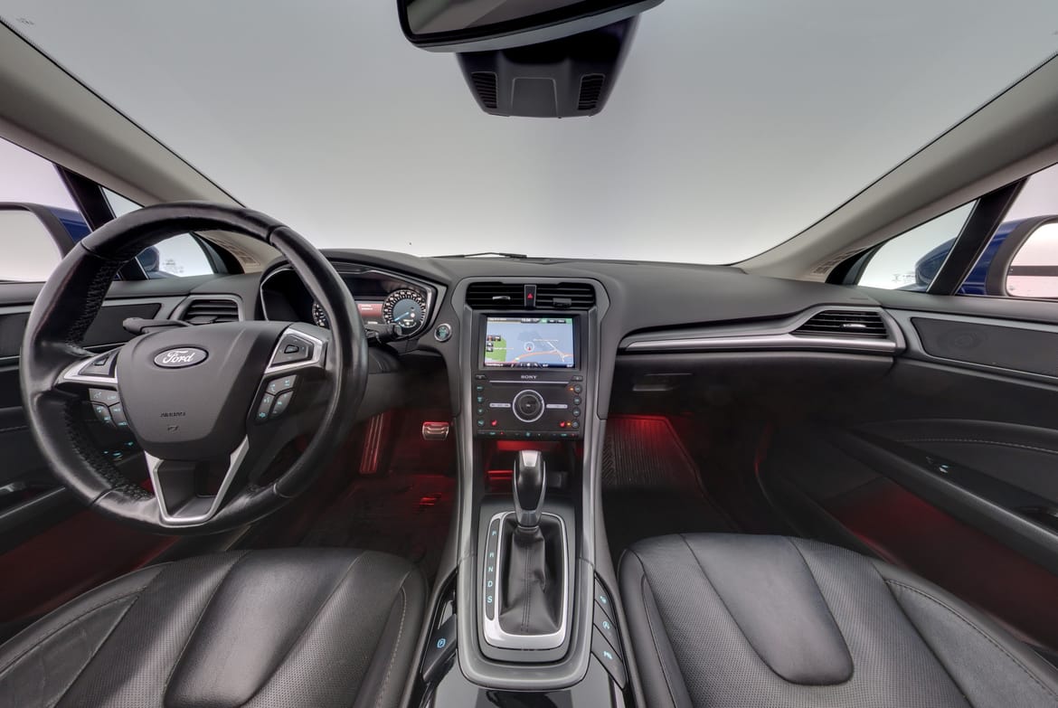 Ford Mondeo 2015 - miniatyr 13