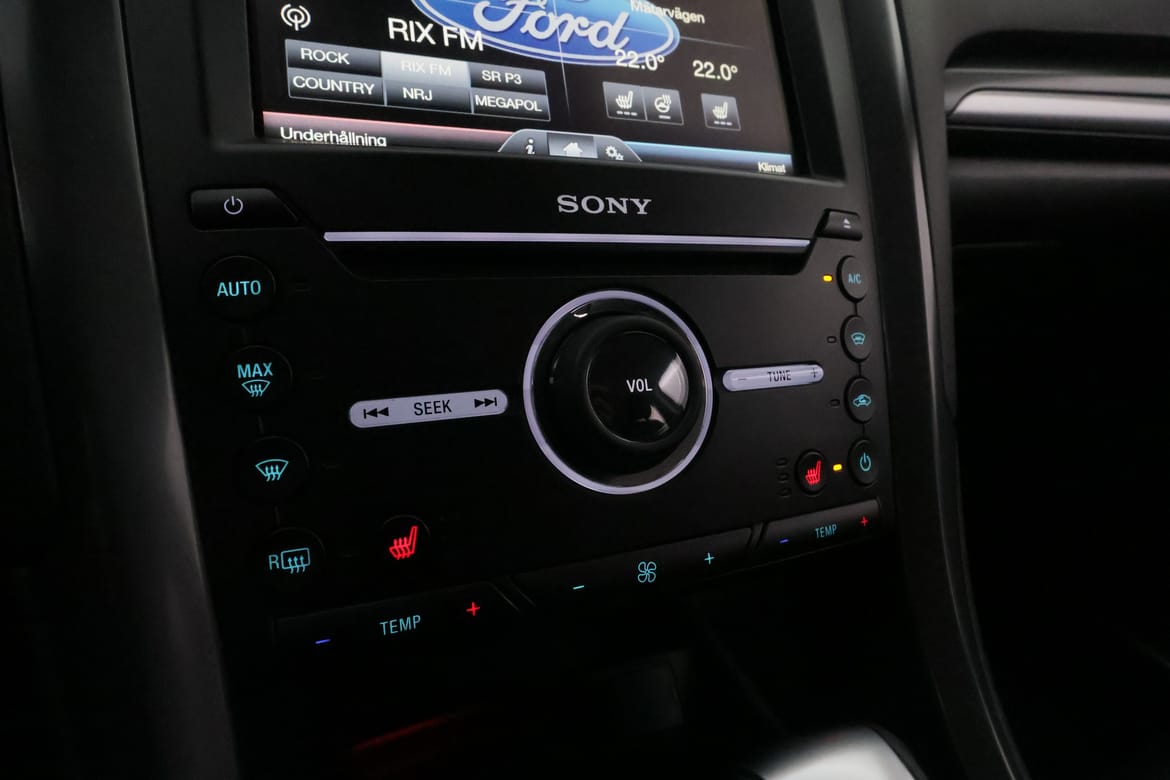 Ford Mondeo 2015 - miniatyr 24