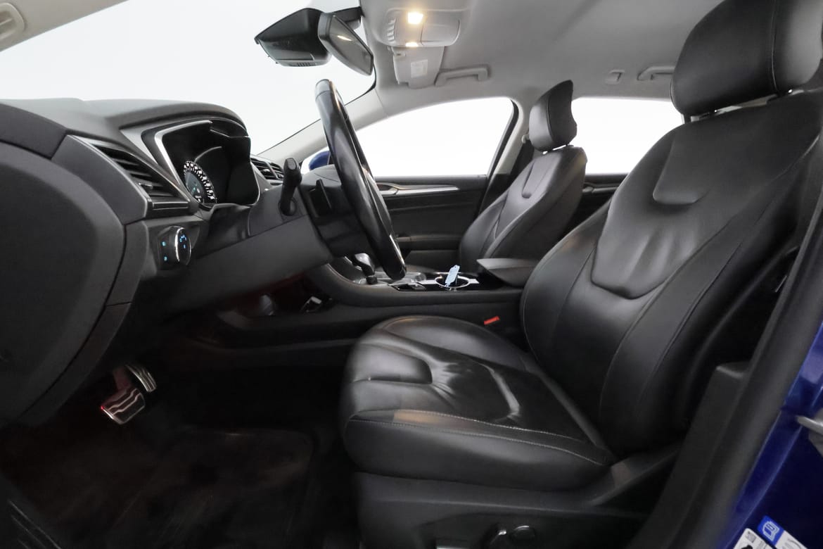 Ford Mondeo 2015 - miniatyr 10