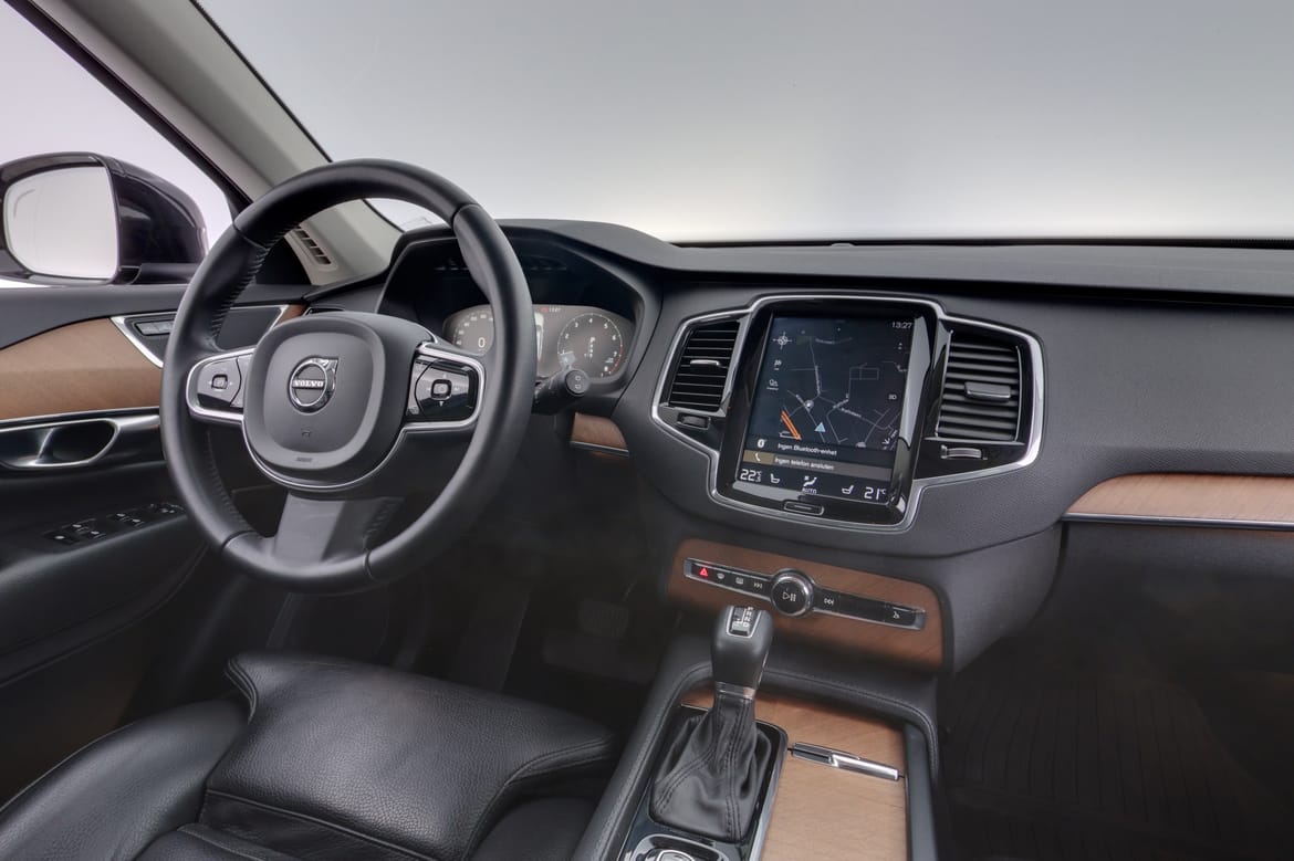 Volvo XC90 2018 - miniatyr 15