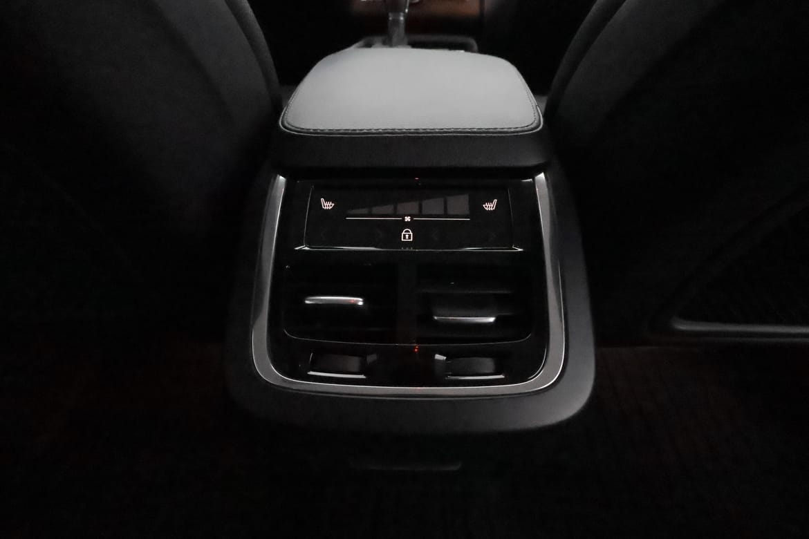 Volvo XC90 2018 - miniatyr 22