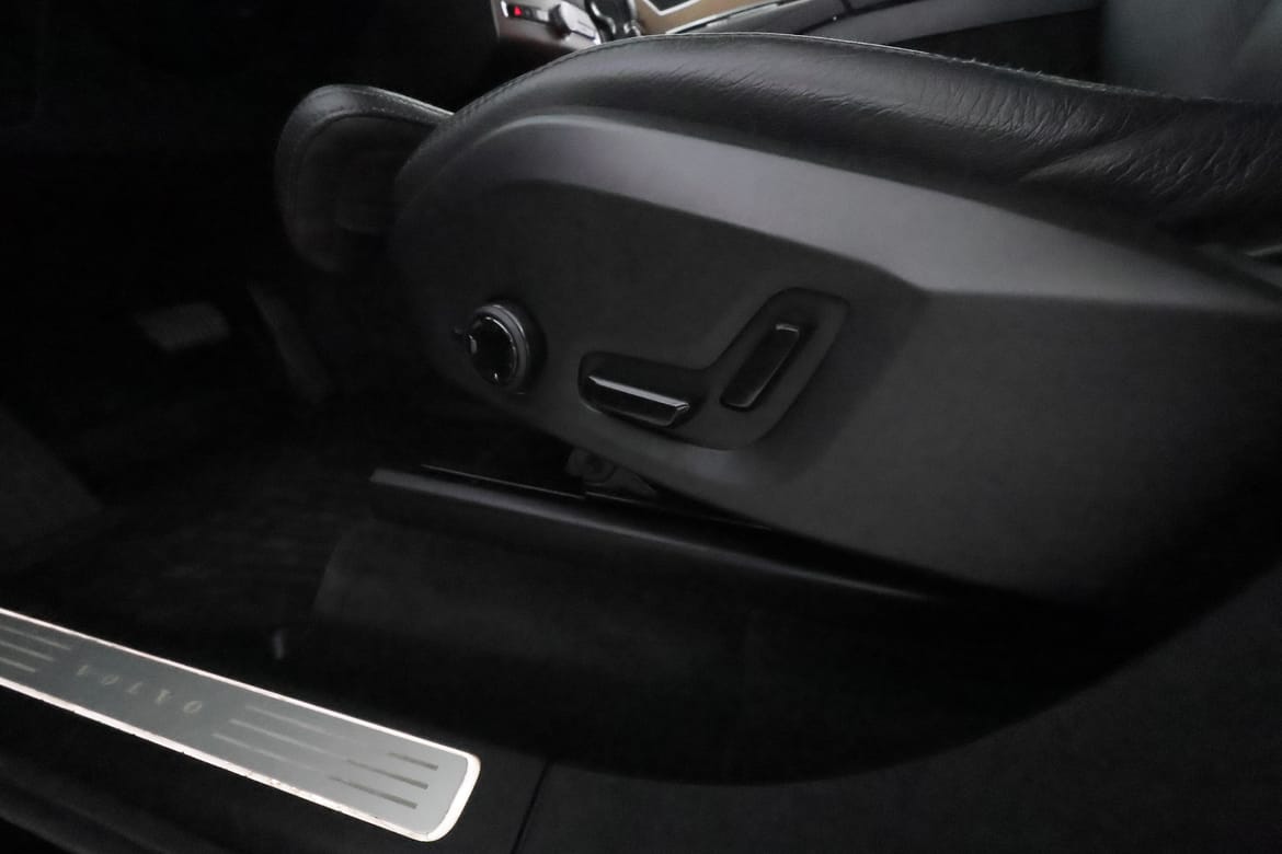Volvo XC90 2018 - miniatyr 29