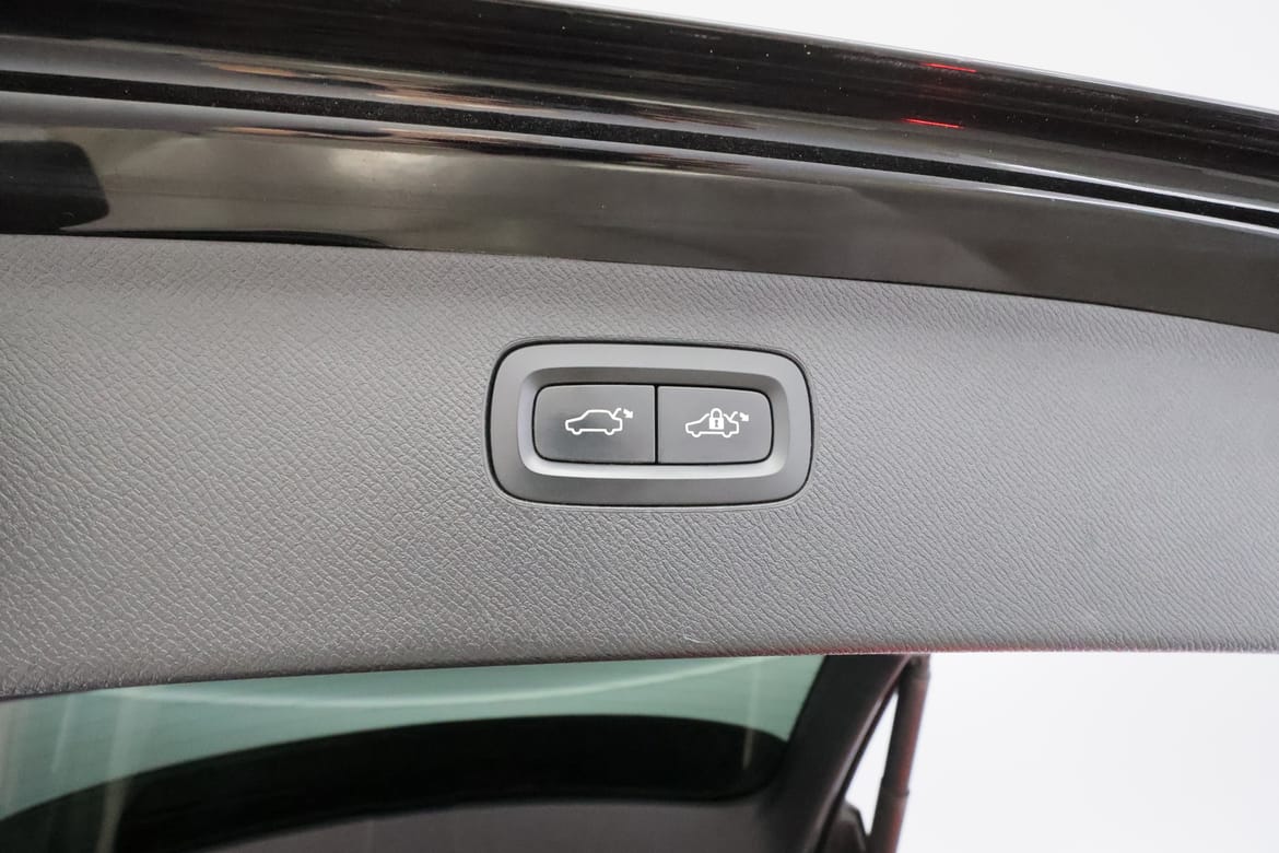 Volvo XC90 2018 - miniatyr 10
