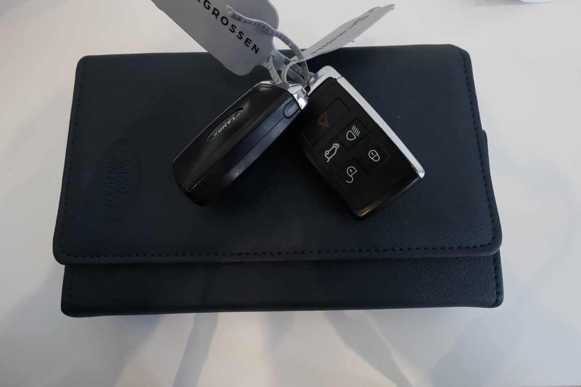 Land Rover Range Rover 2018 - miniatyr 37