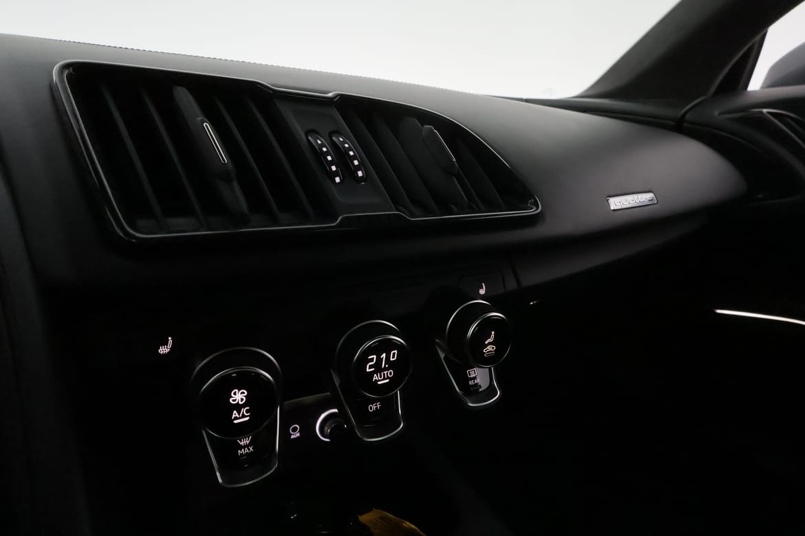 Audi R8 2018 - miniatyr 26