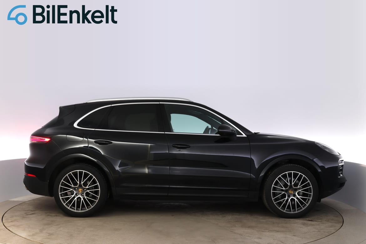 Porsche Cayenne 2018 - miniatyr 2