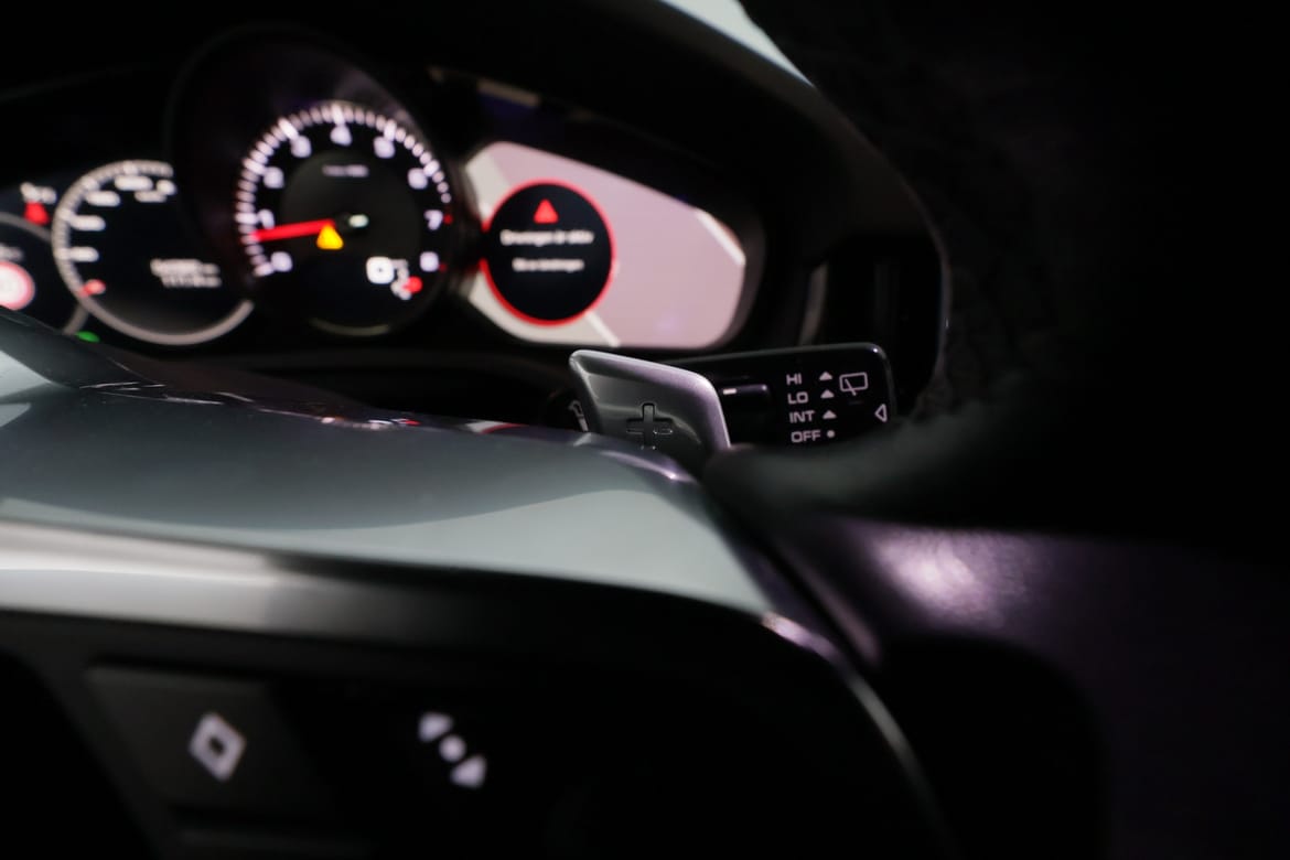 Porsche Cayenne 2018 - miniatyr 19
