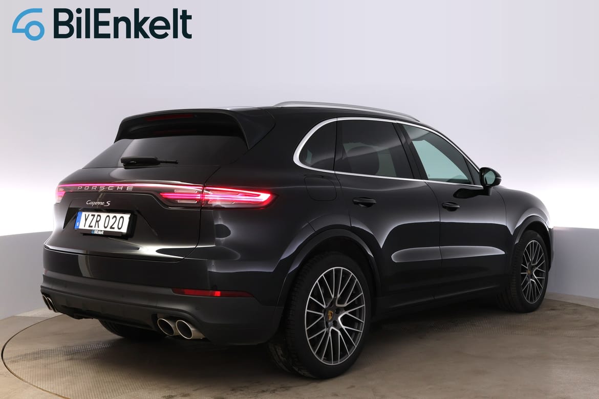 Porsche Cayenne 2018 - miniatyr 3