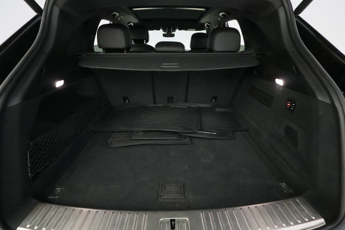 Porsche Cayenne 2018 - miniatyr 8