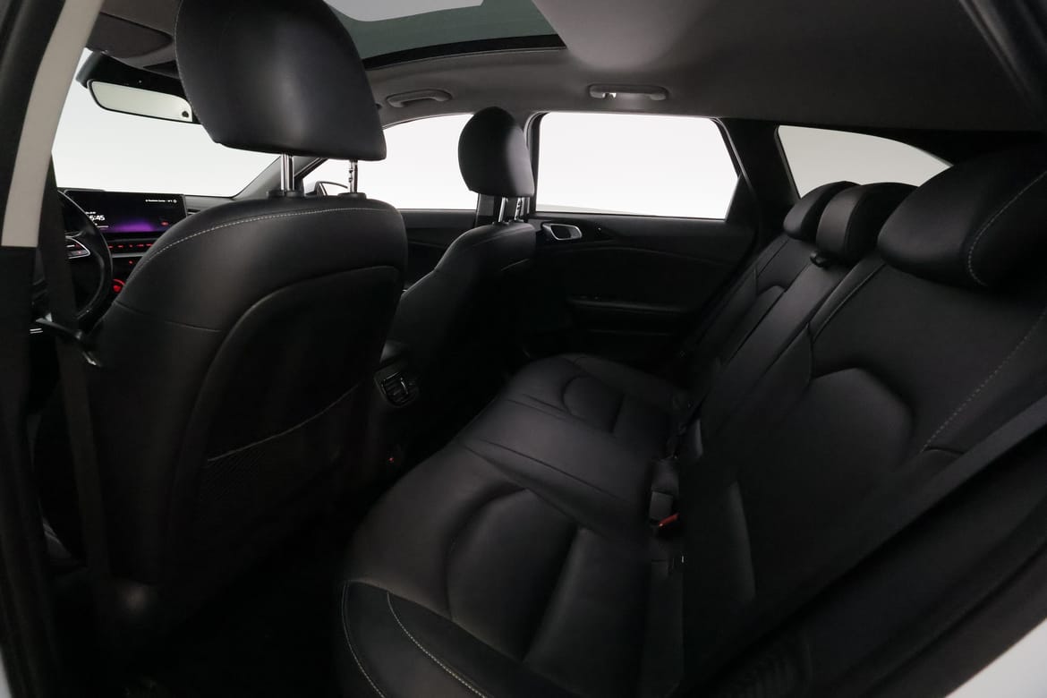 Kia Ceed 2023 - miniatyr 18