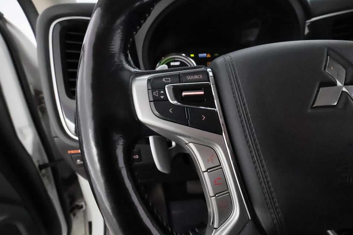 Mitsubishi Outlander 2018 - miniatyr 17