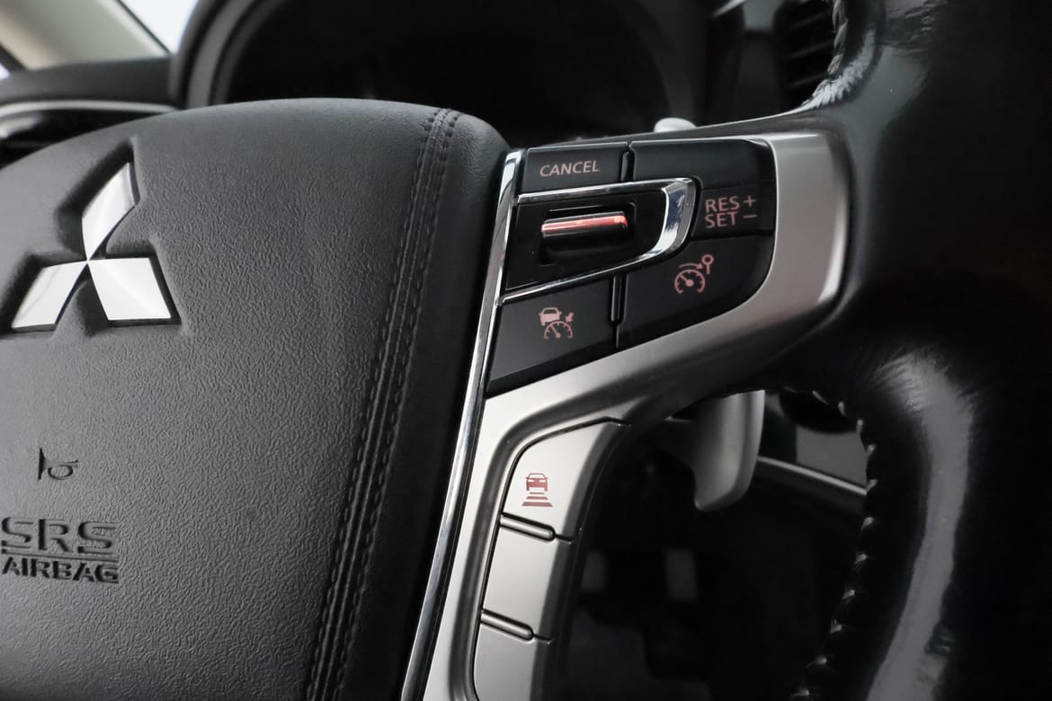 Mitsubishi Outlander 2018 - miniatyr 18