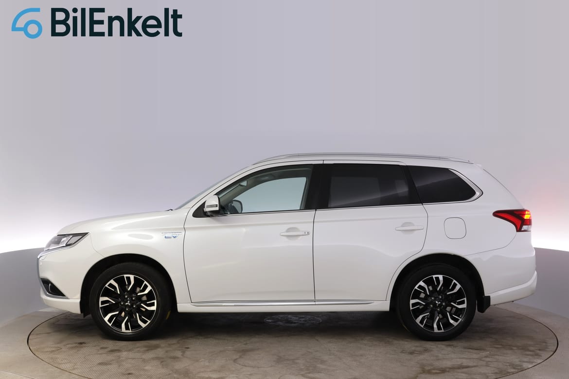 Mitsubishi Outlander 2018 - miniatyr 5
