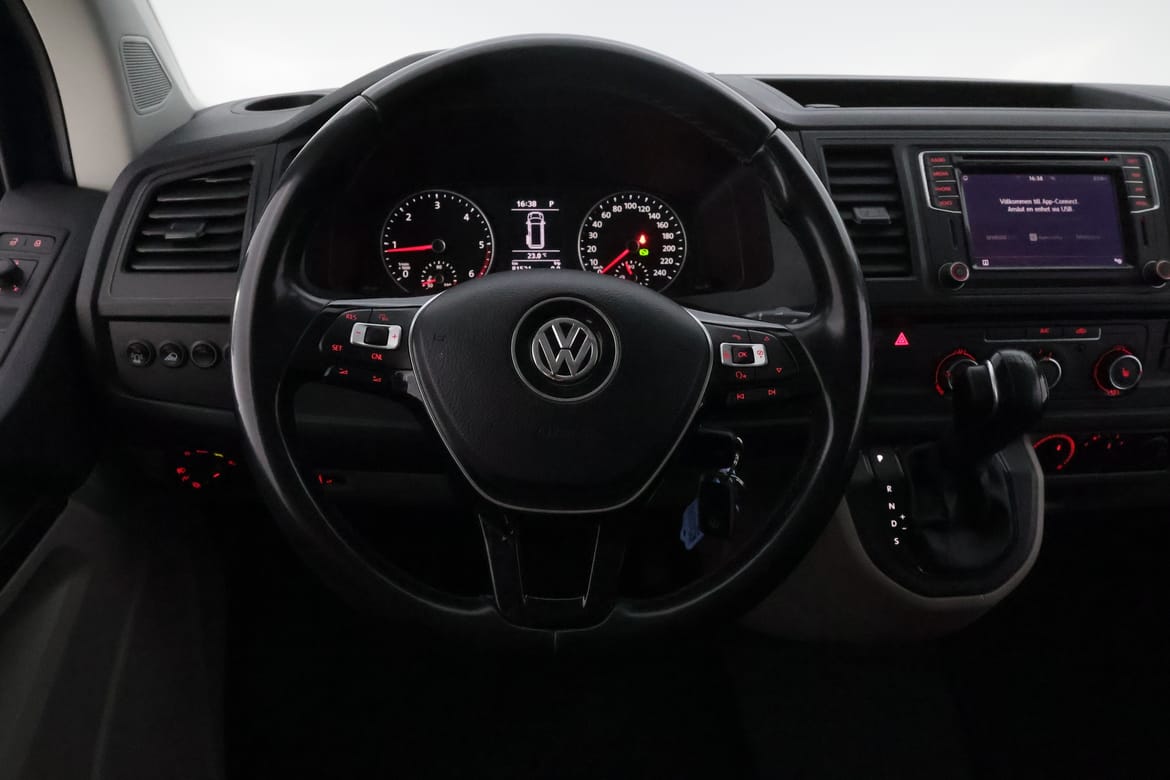 Volkswagen Transporter 2019 - miniatyr 13