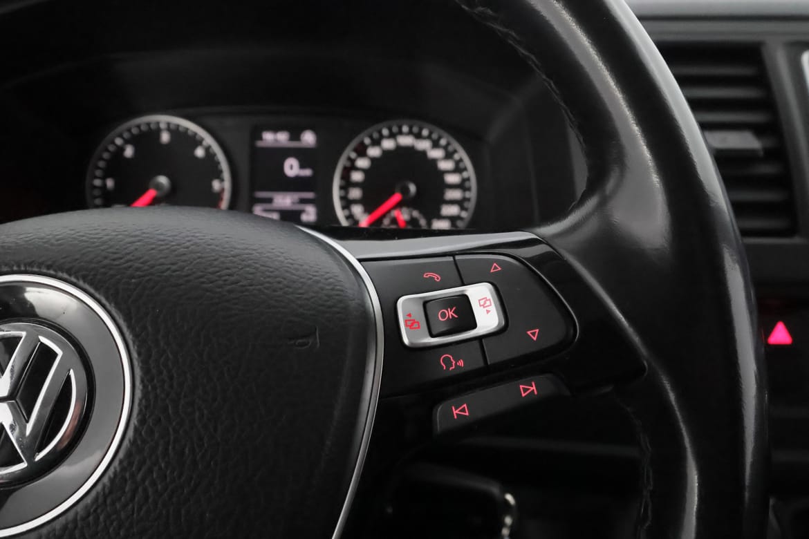 Volkswagen Transporter 2019 - miniatyr 15