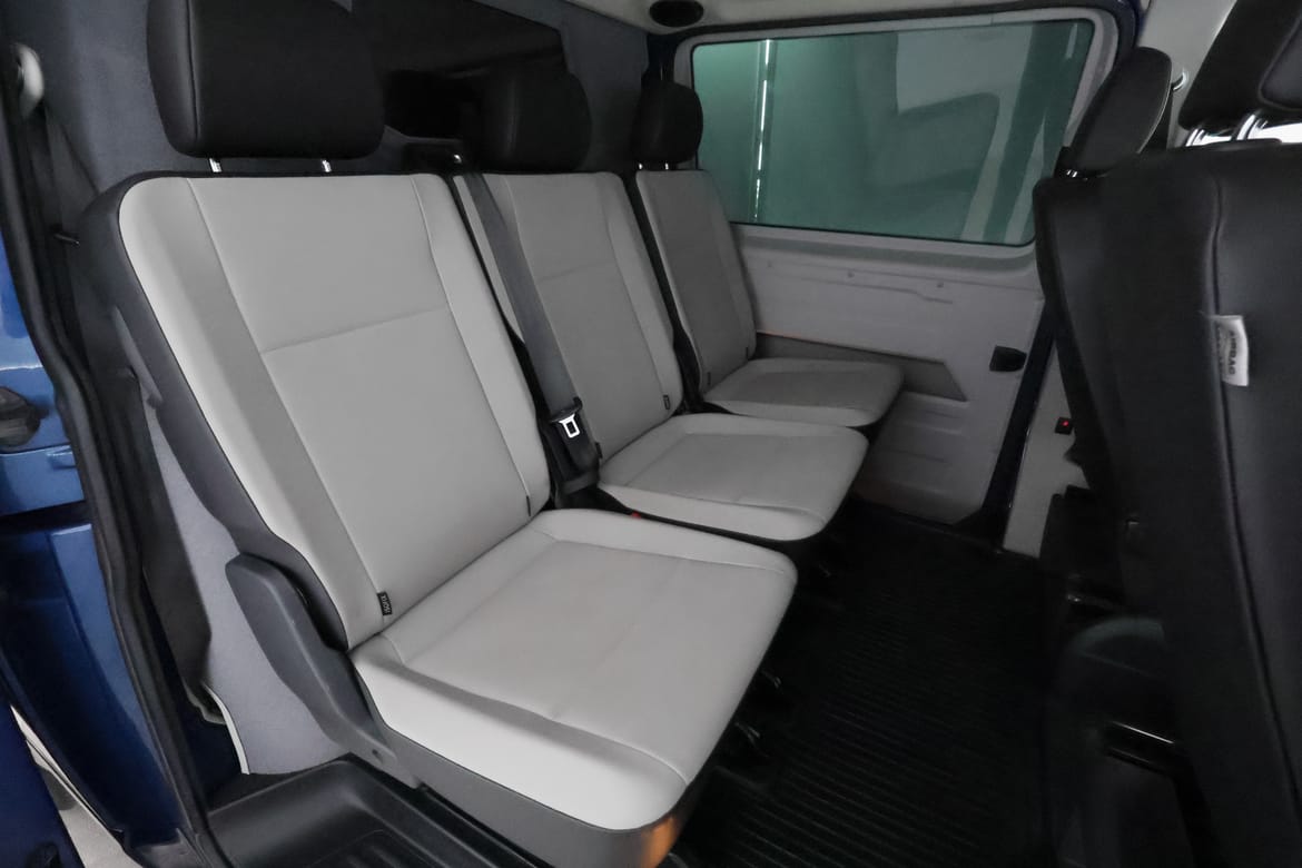 Volkswagen Transporter 2019 - miniatyr 17
