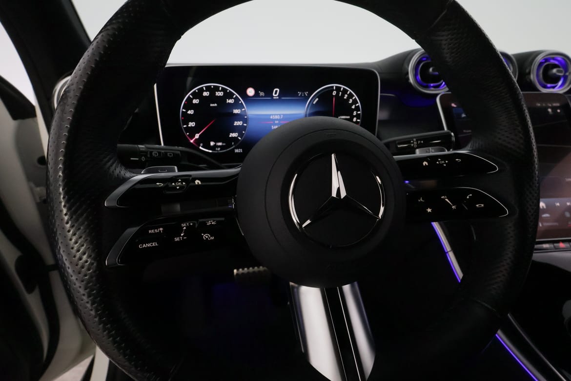 Mercedes-Benz GLC 2024 - miniatyr 27