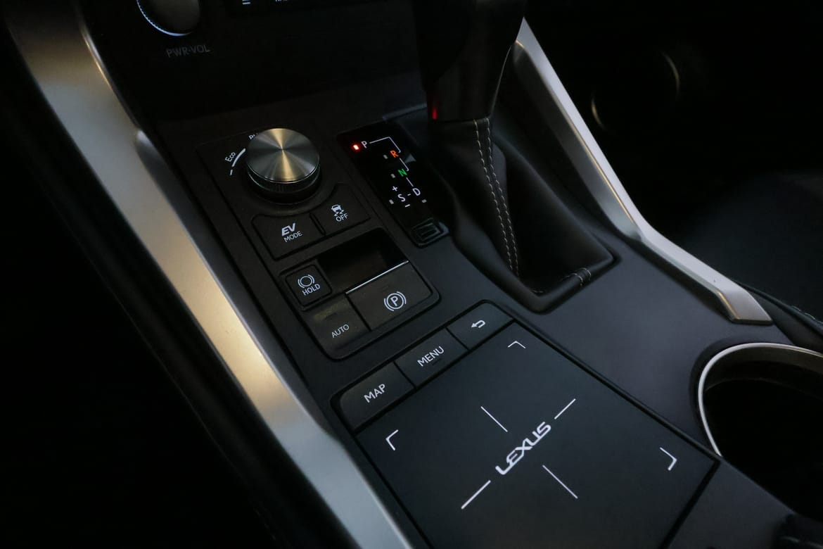 Lexus NX 2019 - miniatyr 24