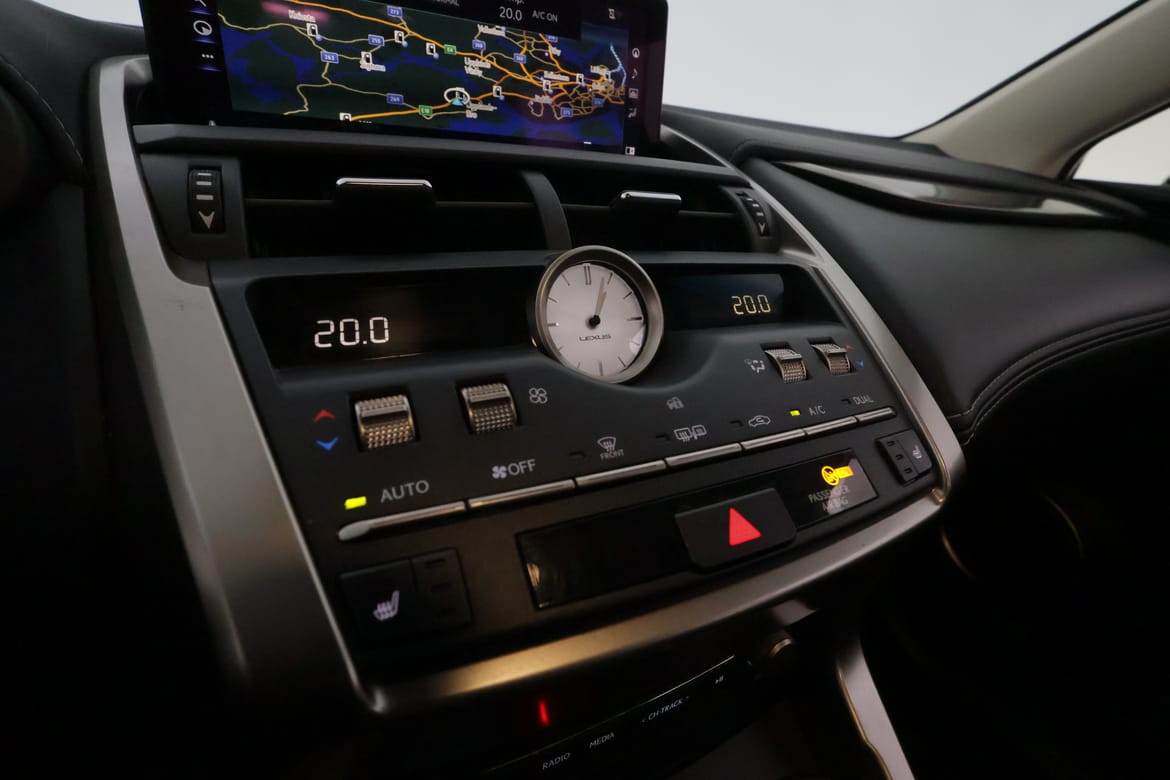 Lexus NX 2019 - miniatyr 25