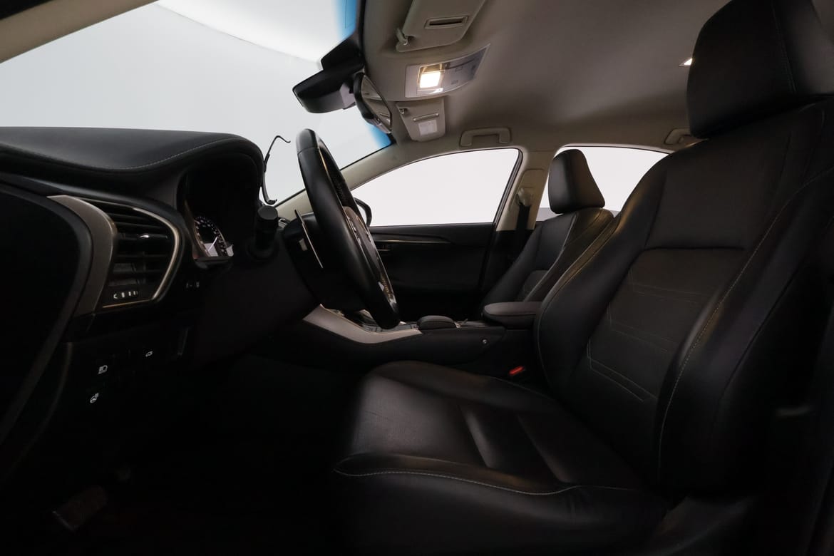 Lexus NX 2019 - miniatyr 10