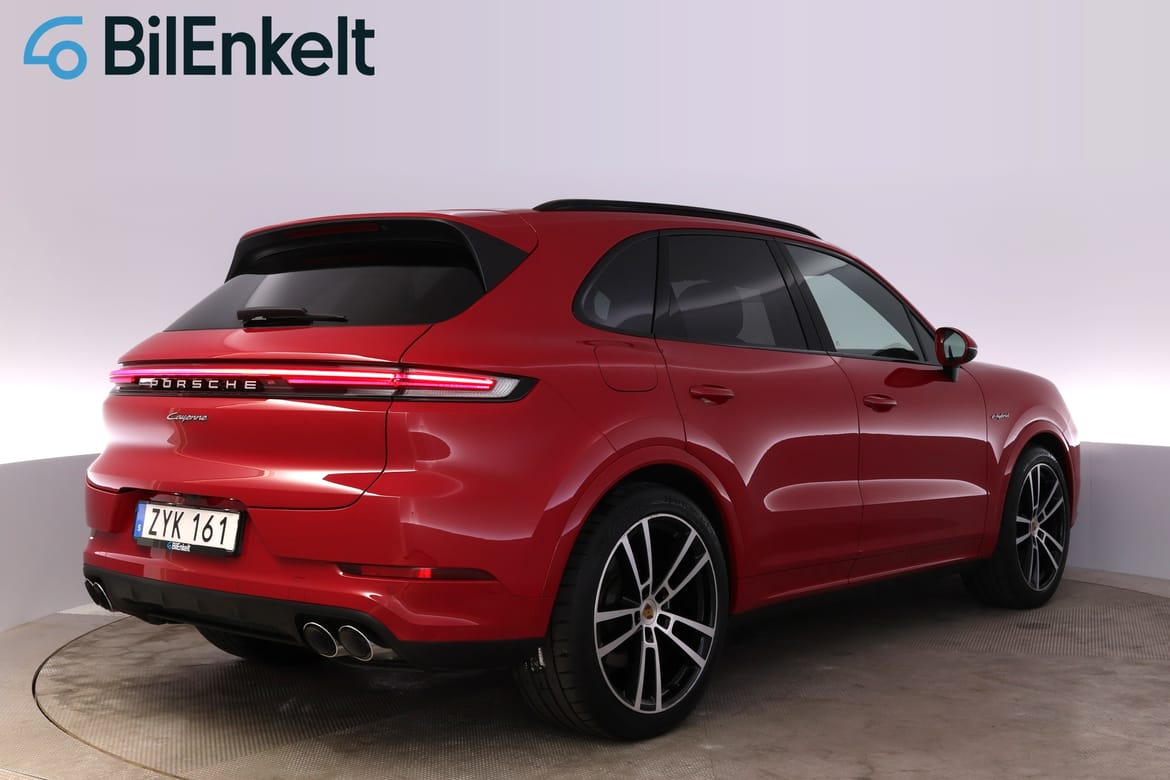 Porsche Cayenne 2024 - miniatyr 3