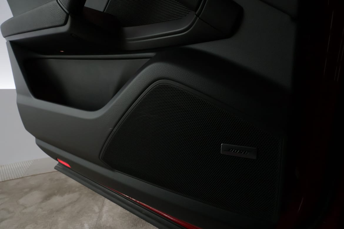 Porsche Cayenne 2024 - miniatyr 33