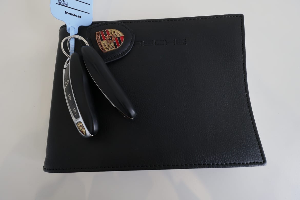 Porsche Cayenne 2024 - miniatyr 35