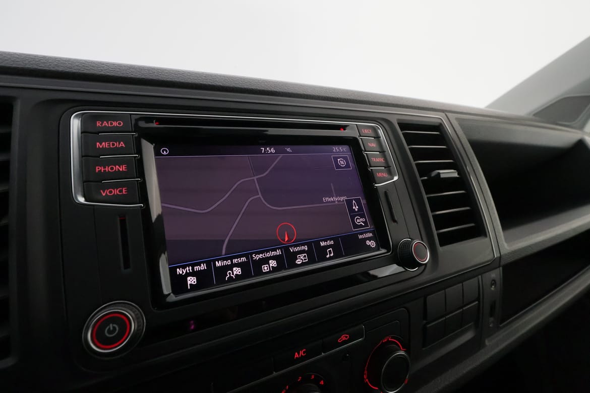 Volkswagen Transporter 2017 - miniatyr 15