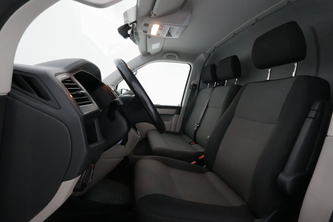 Volkswagen Transporter 2017 - miniatyr 10