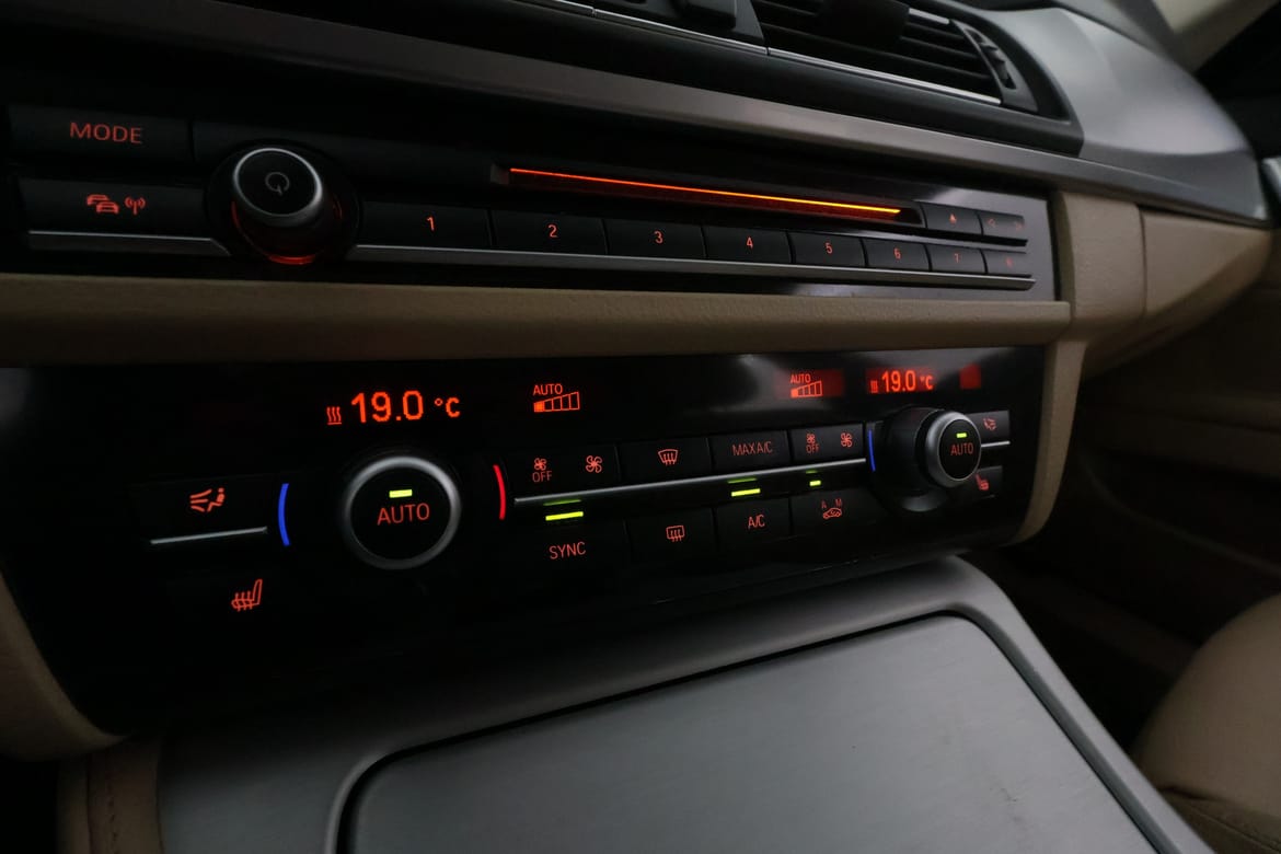 BMW 5-serie 2014 - miniatyr 21
