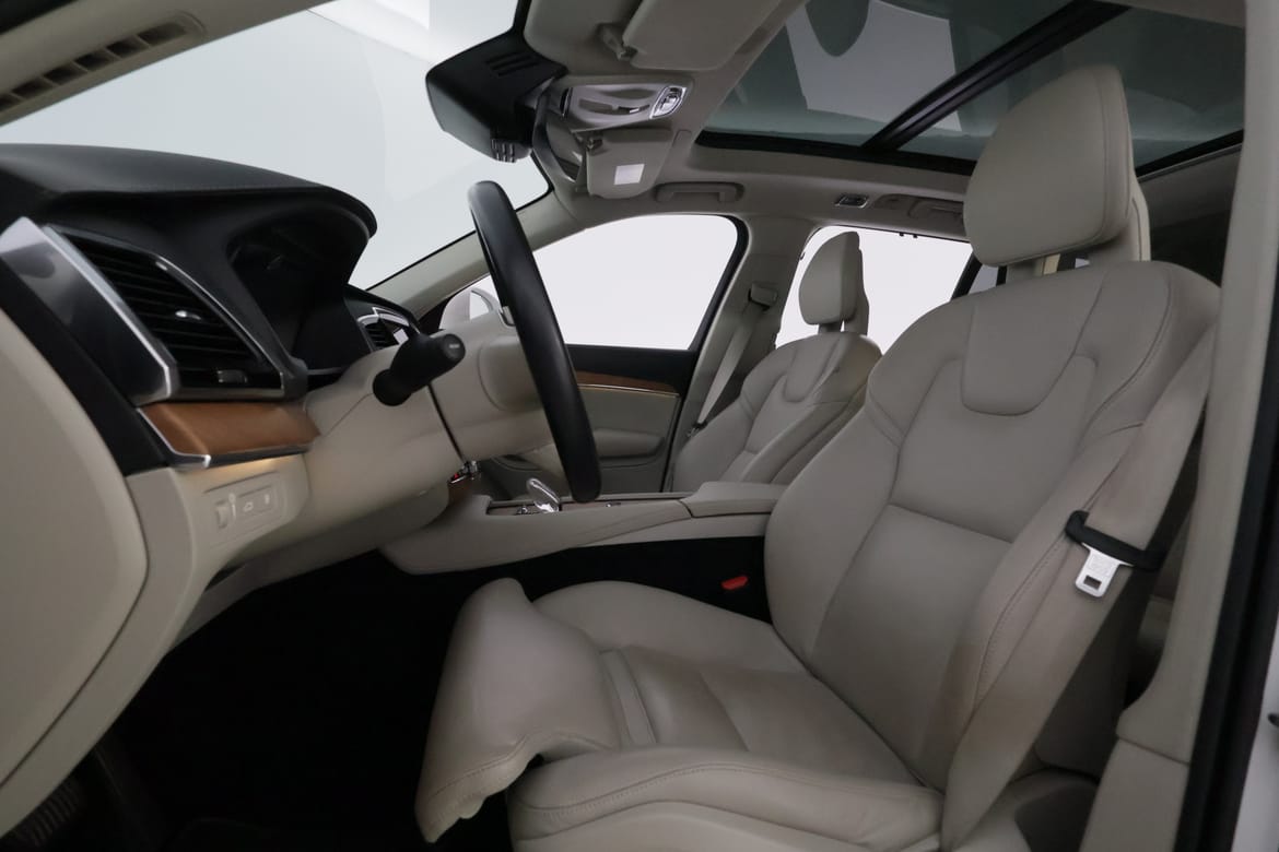 Volvo XC90 2021 - miniatyr 13