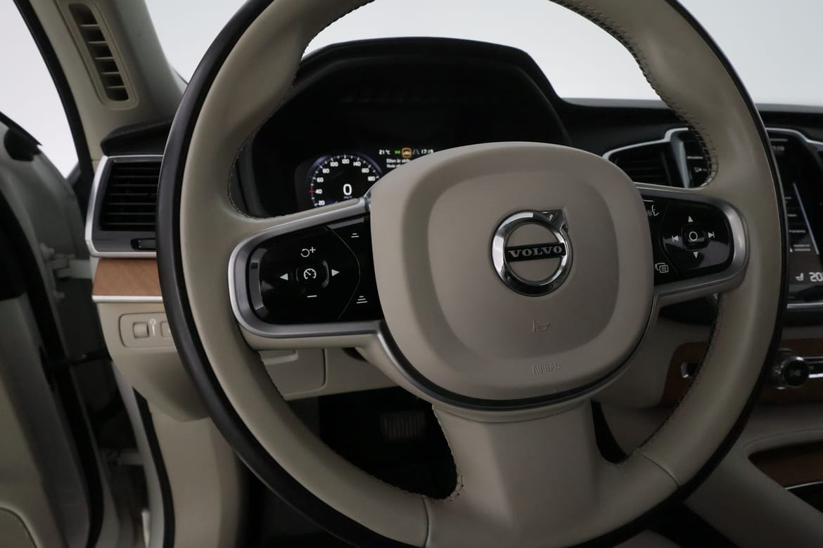 Volvo XC90 2021 - miniatyr 18