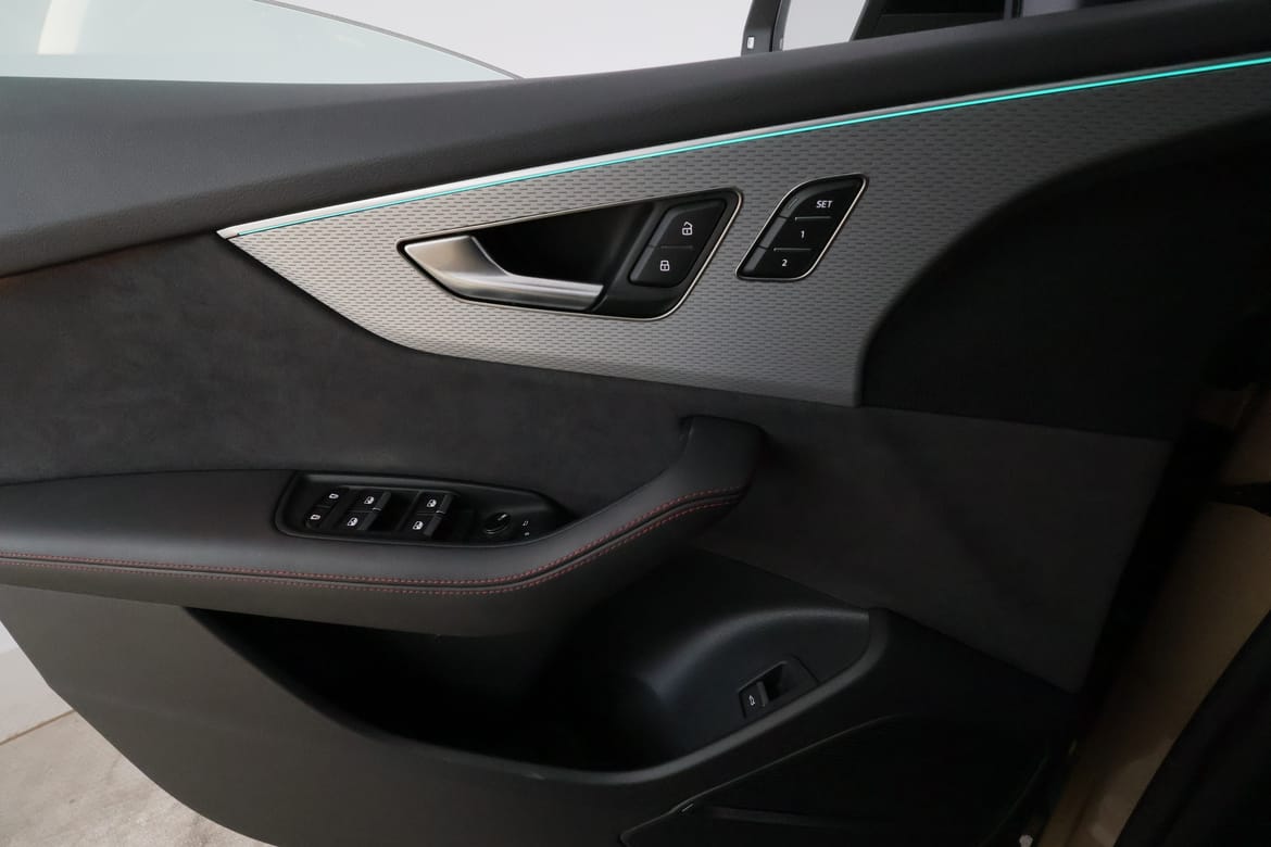 Audi Q8 2024 - miniatyr 33