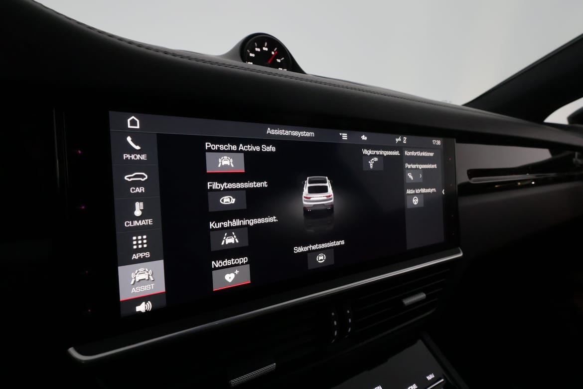Porsche Cayenne 2020 - miniatyr 30