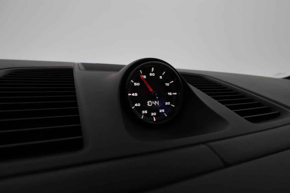 Porsche Cayenne 2020 - miniatyr 33