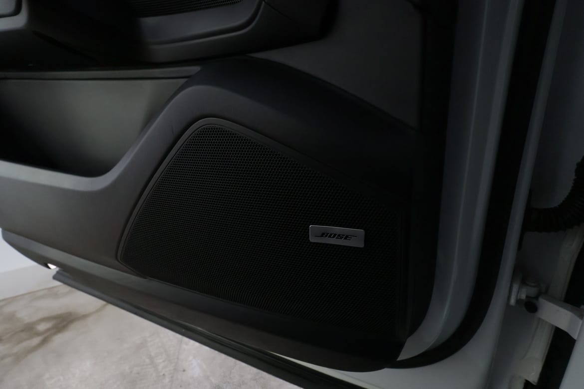 Porsche Cayenne 2020 - miniatyr 34