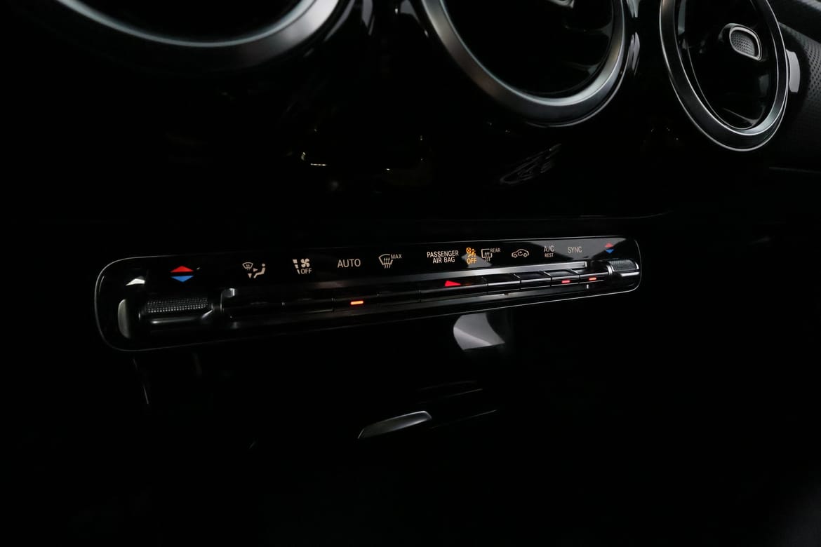 Mercedes-Benz CLA 2020 - miniatyr 21