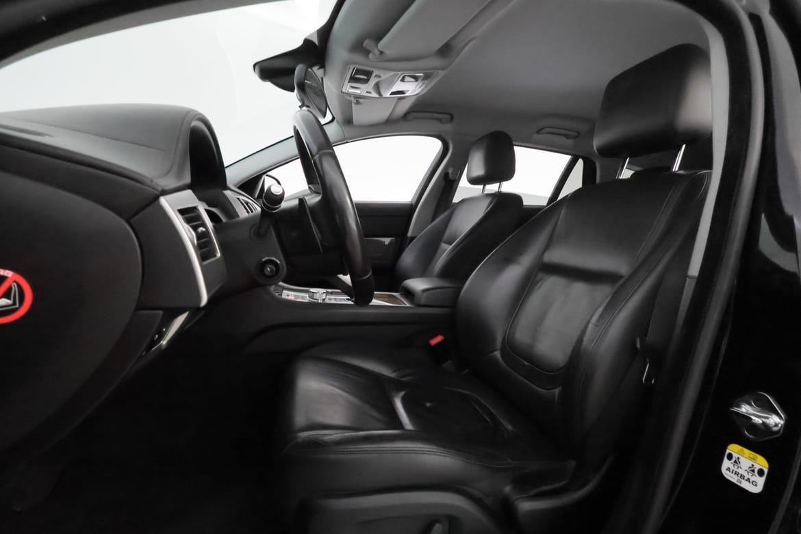 Jaguar XF 2013 - miniatyr 11