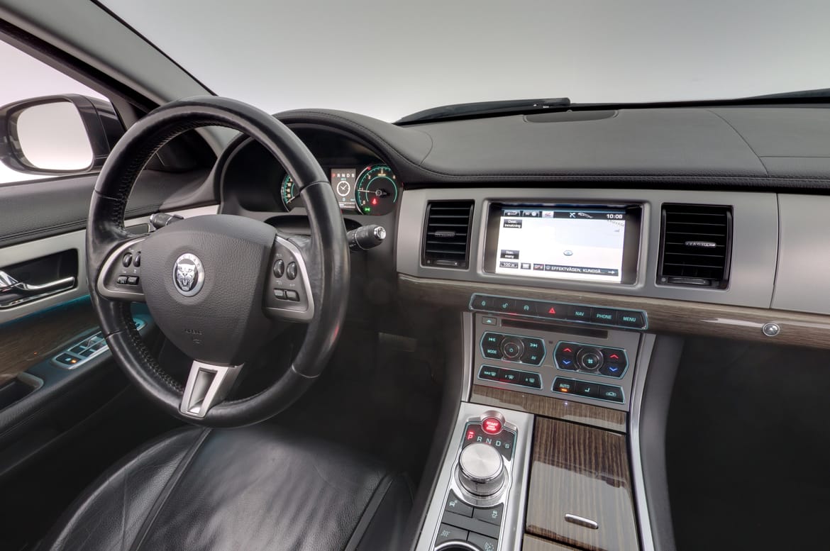 Jaguar XF 2013 - miniatyr 14