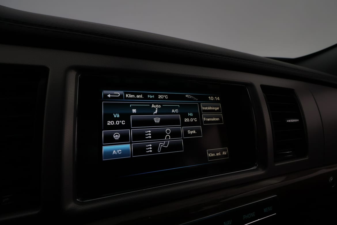 Jaguar XF 2013 - miniatyr 26